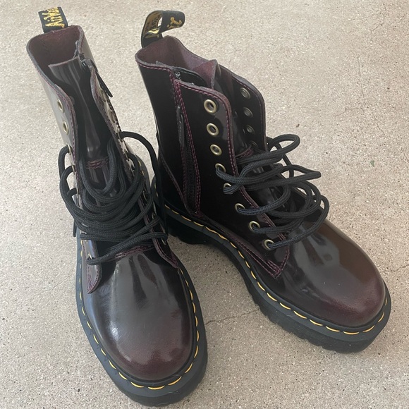 NEW Dr. Martens JADON Arcadia Leather Boots - Picture 5 of 8